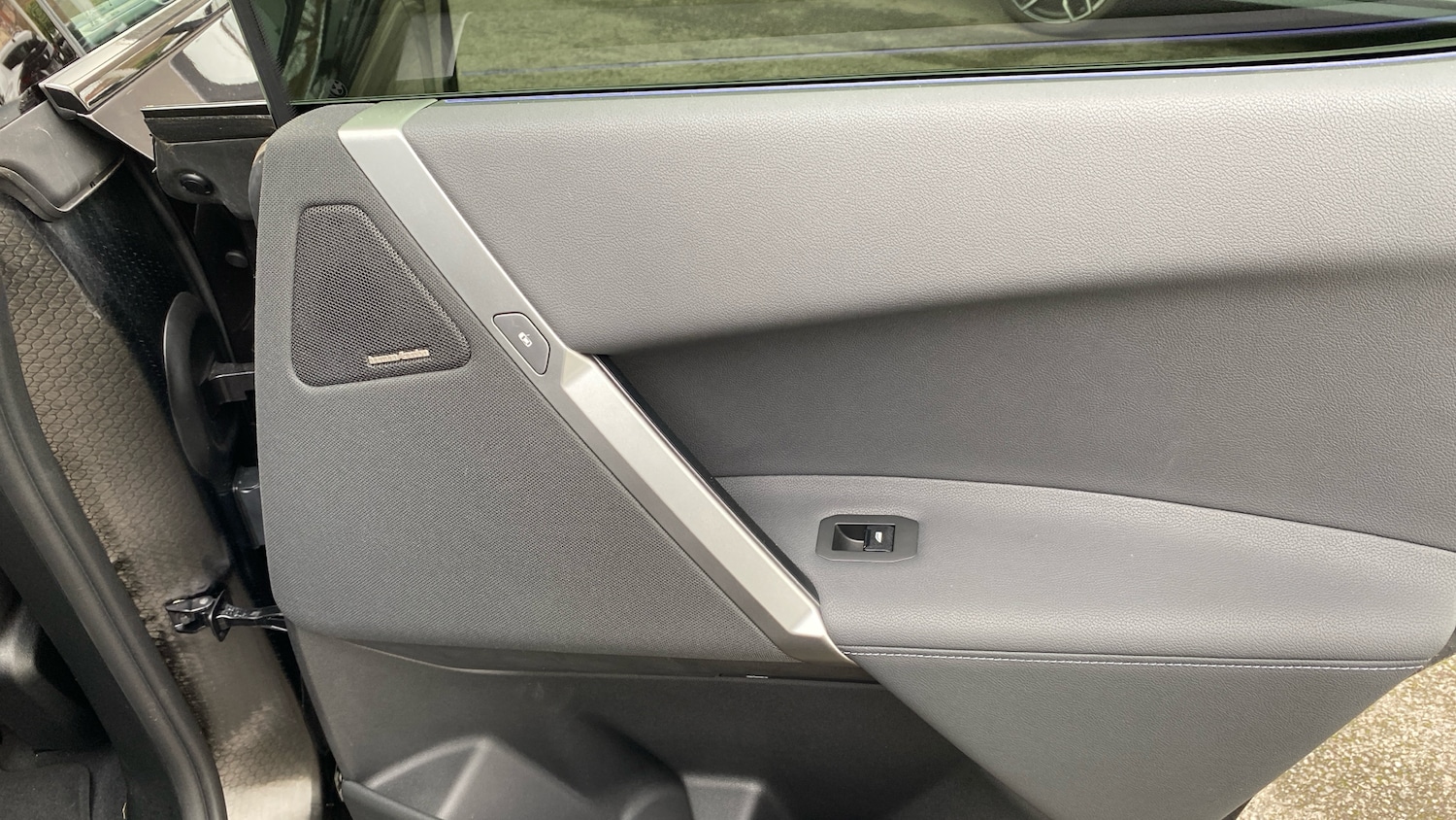 Used BMW iX 2025 for sale - 77329095: Photo 38