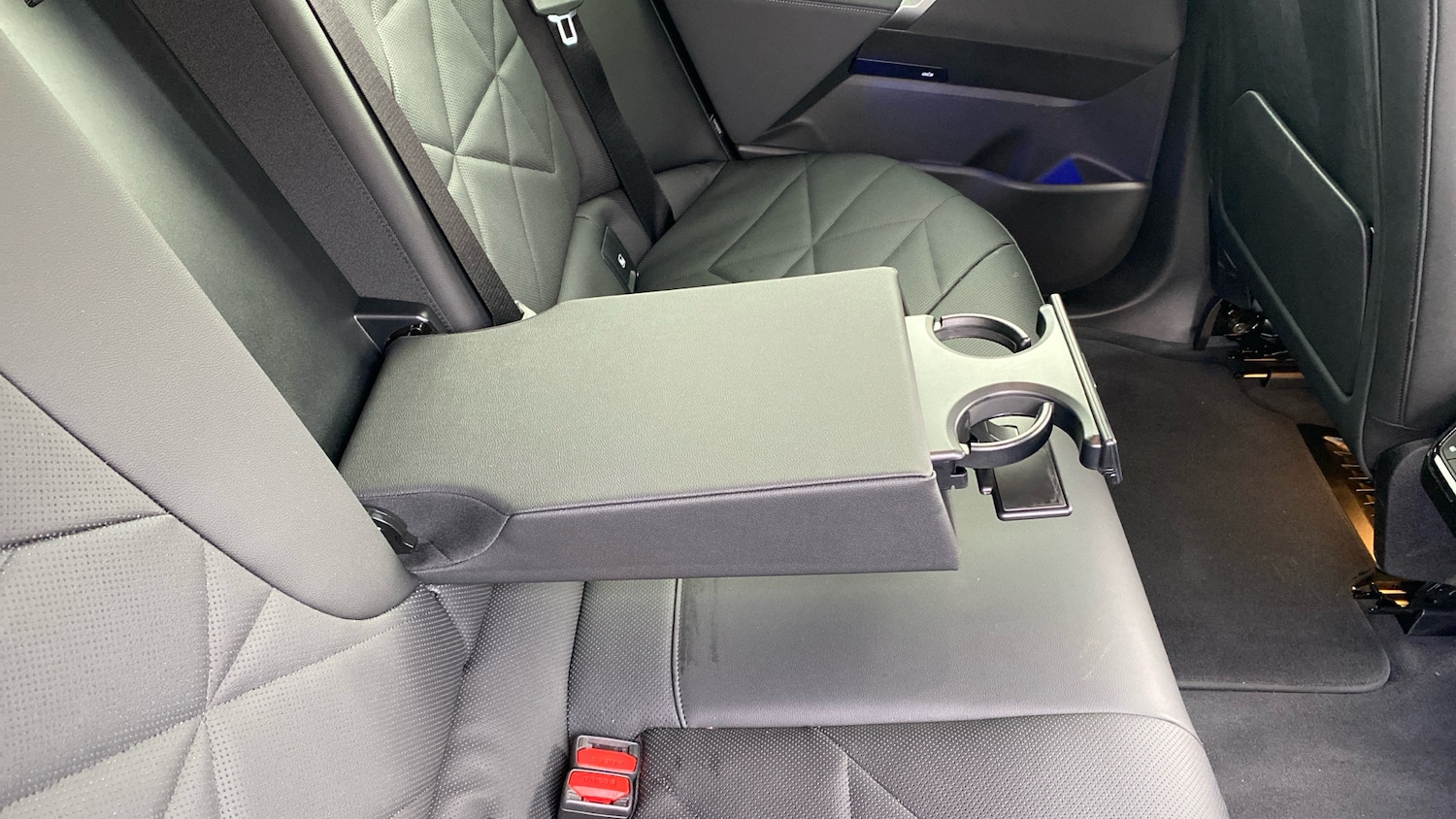 Used BMW iX 2025 for sale - 77329095: Photo 40