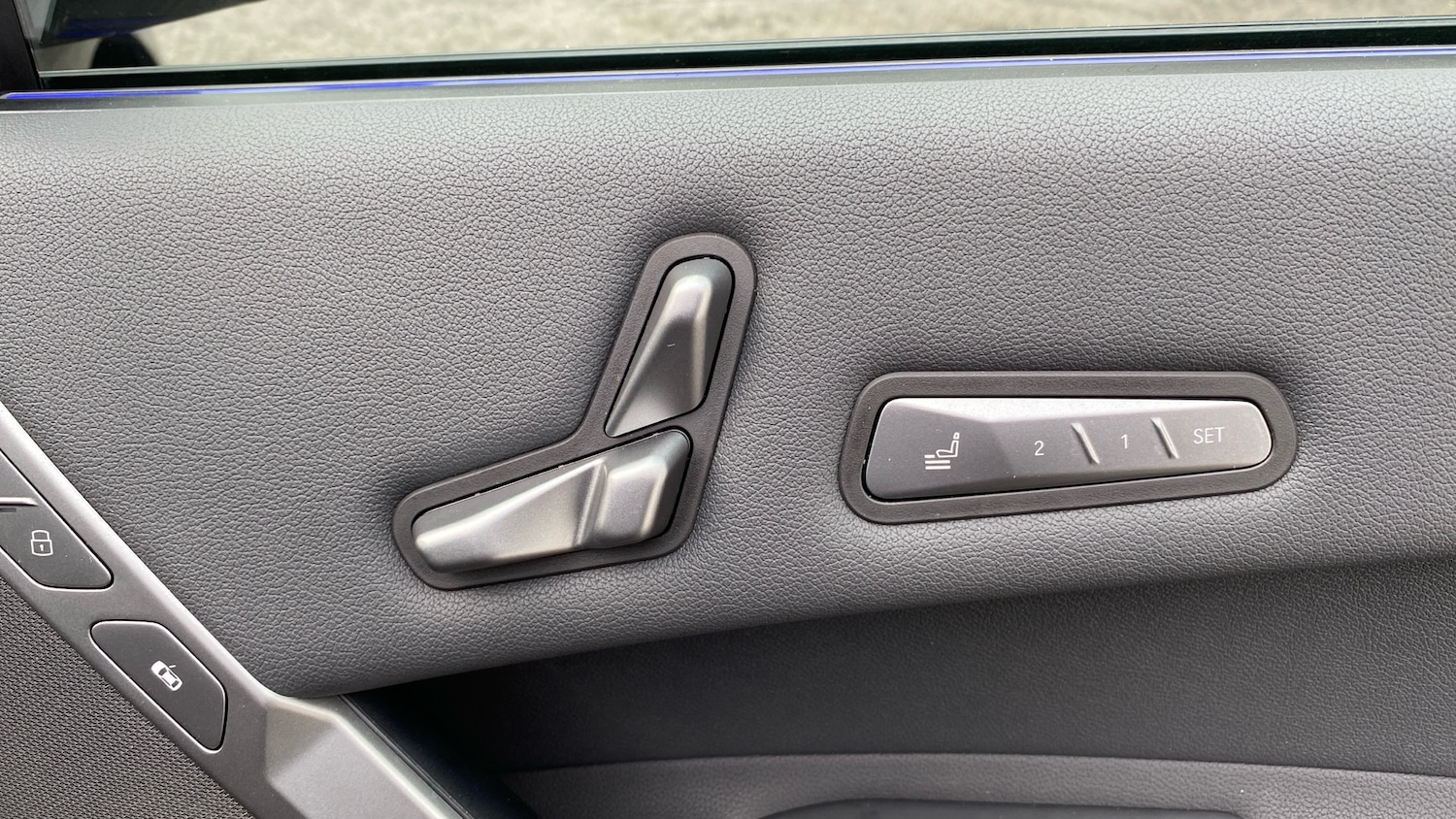 Used BMW iX 2025 for sale - 77329095: Photo 43