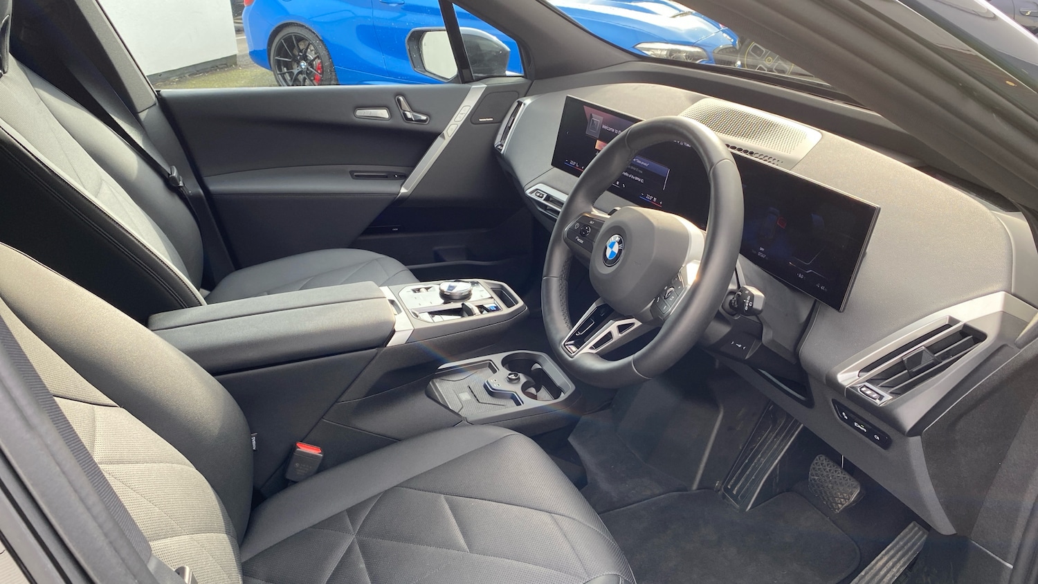 Used BMW iX 2025 for sale - 77329095: Photo 6