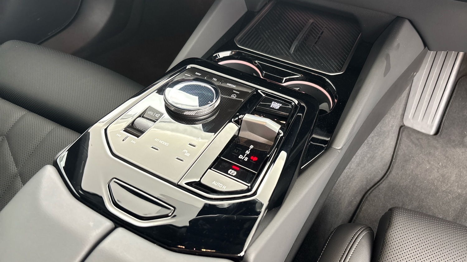 Used BMW 5 Series 2025 for sale - 76384921: Photo 10