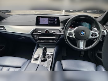Used BMW 5 Series 2019 for sale - 75572596: Photo