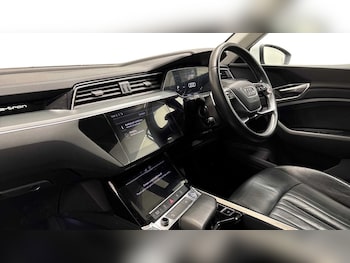 Used Audi e-tron 2020 for sale - 78406118: Photo