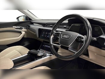 Used Audi e-tron 2020 for sale - 78401591: Photo