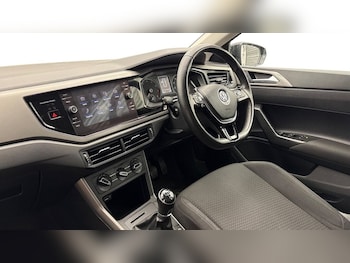 Used Volkswagen Polo 2018 for sale - 77272589: Photo