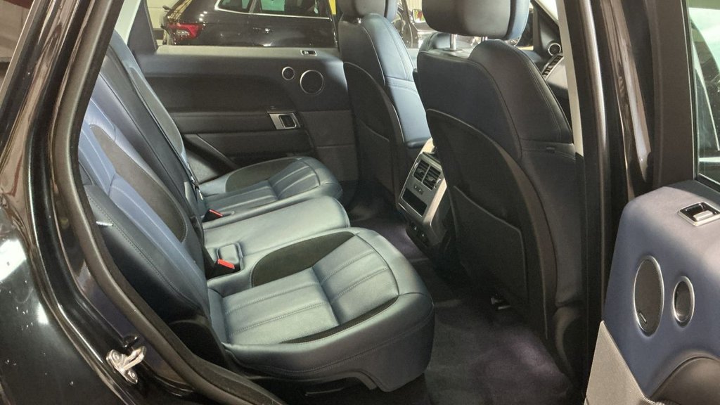 Used Land Rover Range Rover Sport 2020 for sale - 77272591: Photo 4