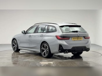 Used BMW 3 Series 2023 for sale - 77920375: Photo