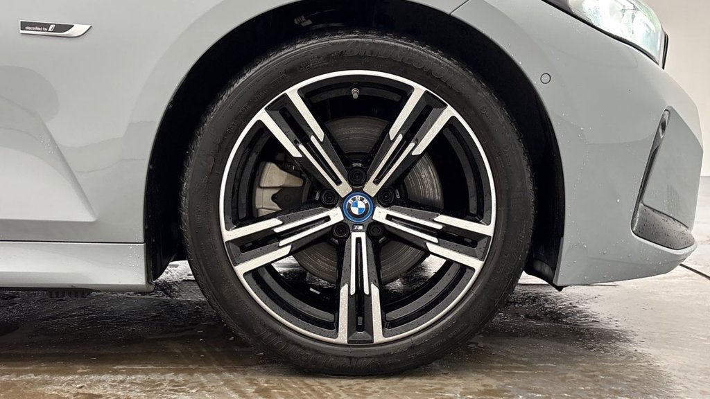 Used BMW 3 Series 2023 for sale - 77920375: Photo 6