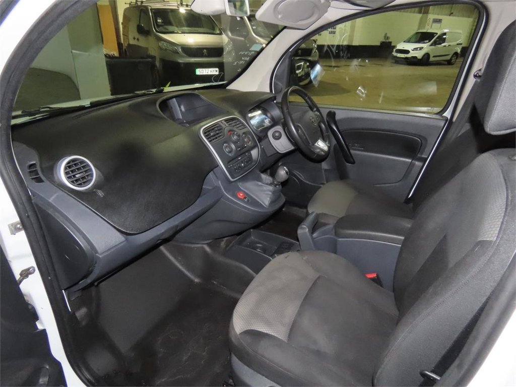 Used Nissan NV250 2021 for sale - 77272570: Photo 6