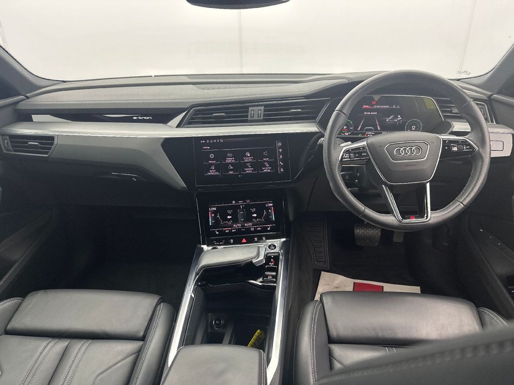 Used Audi e-tron 2021 for sale - 77272593: Photo 3