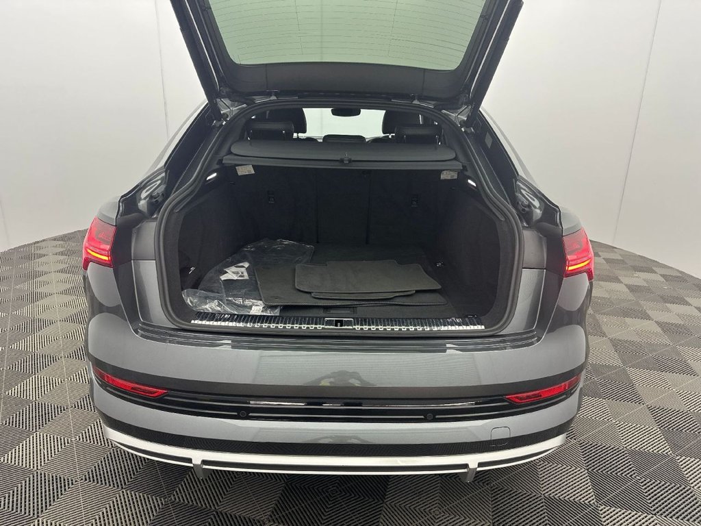 Used Audi e-tron 2021 for sale - 77272593: Photo 9