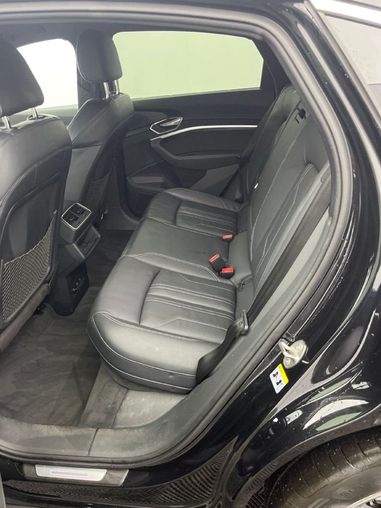 Used Audi e-tron 2022 for sale - 77520513: Photo 15