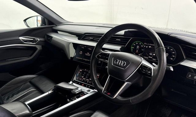 Used Audi e-tron 2022 for sale - 77520513: Photo 37