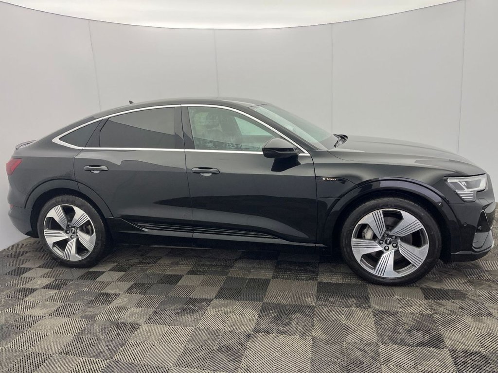 Used Audi e-tron 2022 for sale - 77384475: Photo 2