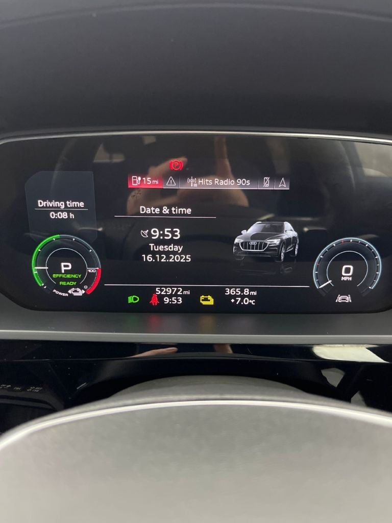 Used Audi e-tron 2022 for sale - 77384475: Photo 3