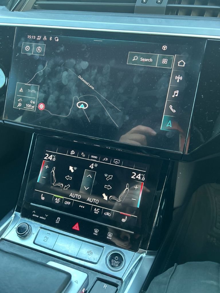 Used Audi e-tron 2022 for sale - 77384475: Photo 8