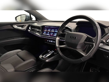Used Audi Q4 e-tron 2023 for sale - 78406115: Photo