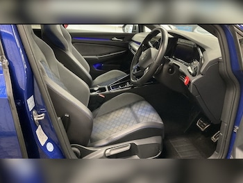 Used Volkswagen Golf 2023 for sale - 77384148: Photo