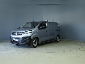 Vauxhall Vivaro feature image