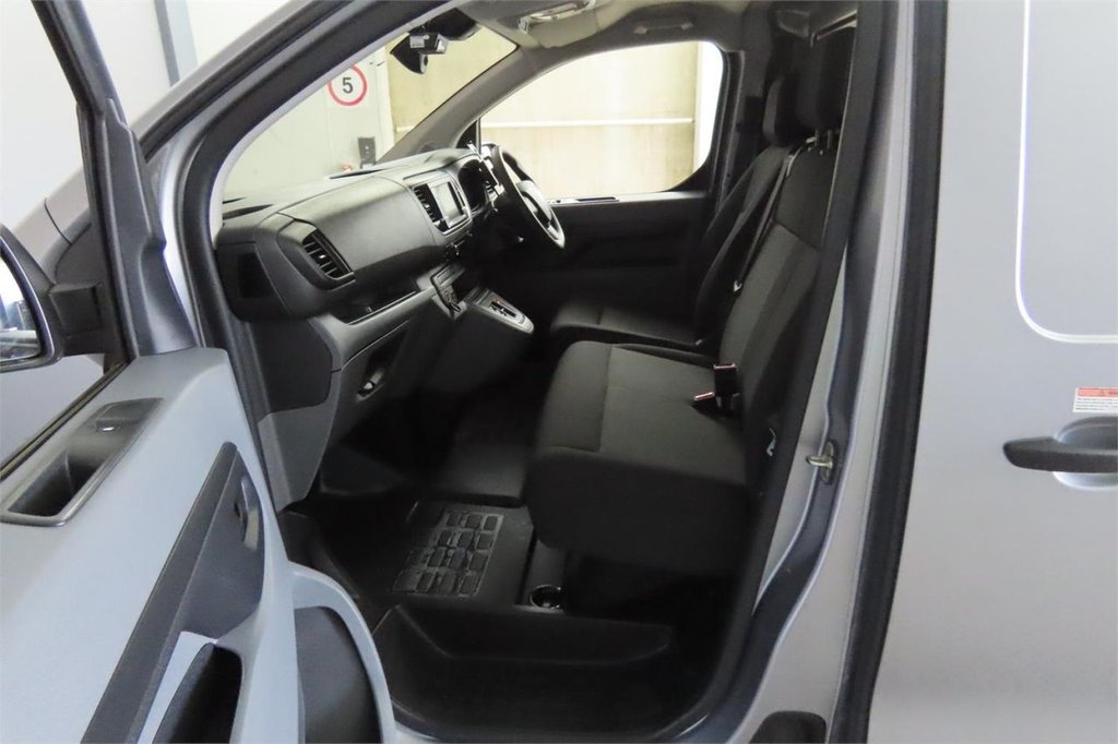 Used Vauxhall Vivaro 2022 for sale - 77910992: Photo 3