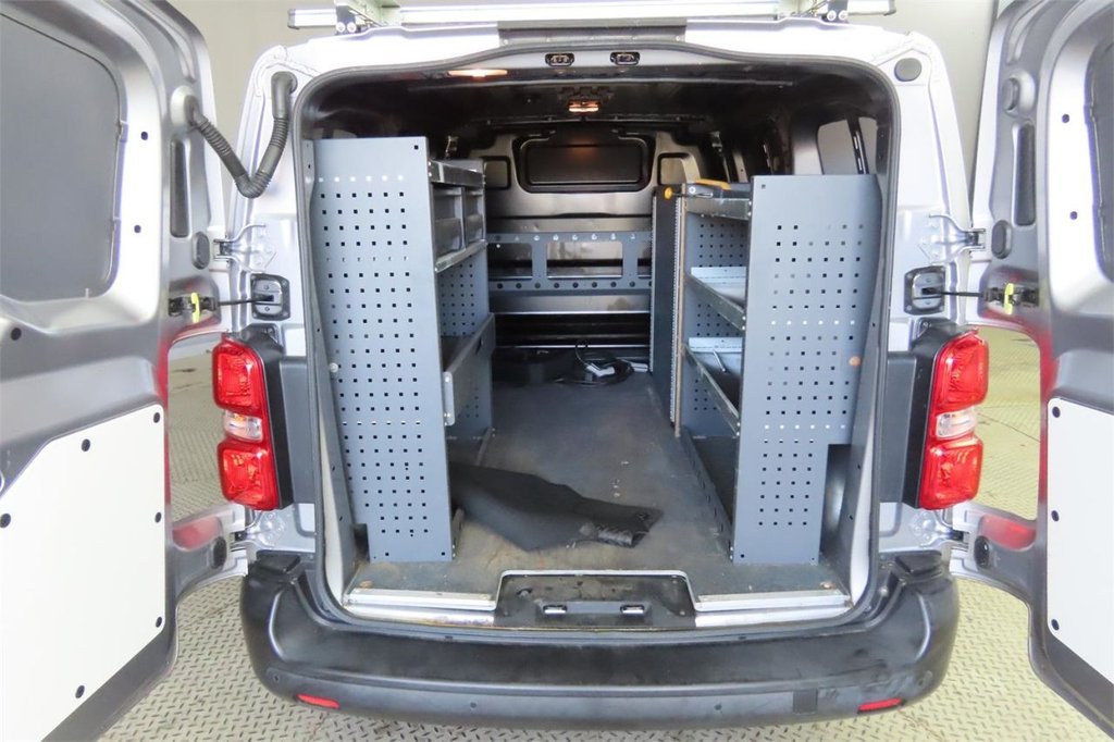 Used Vauxhall Vivaro 2022 for sale - 77910992: Photo 4