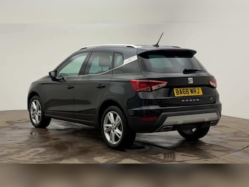 Used SEAT Arona 2019 for sale - 77272582: Photo