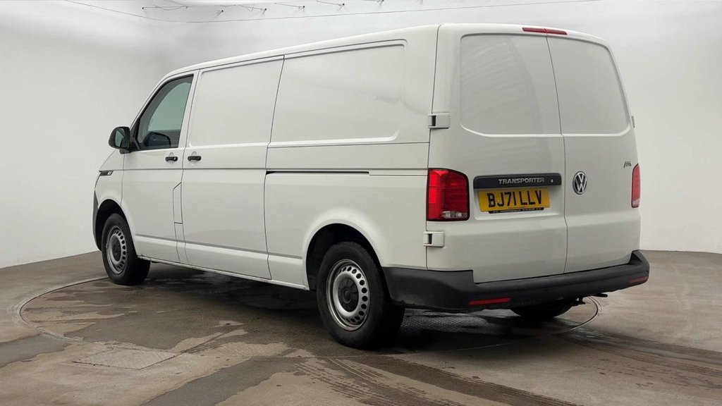Used Volkswagen Transporter 2021 for sale - 77272561: Photo 2