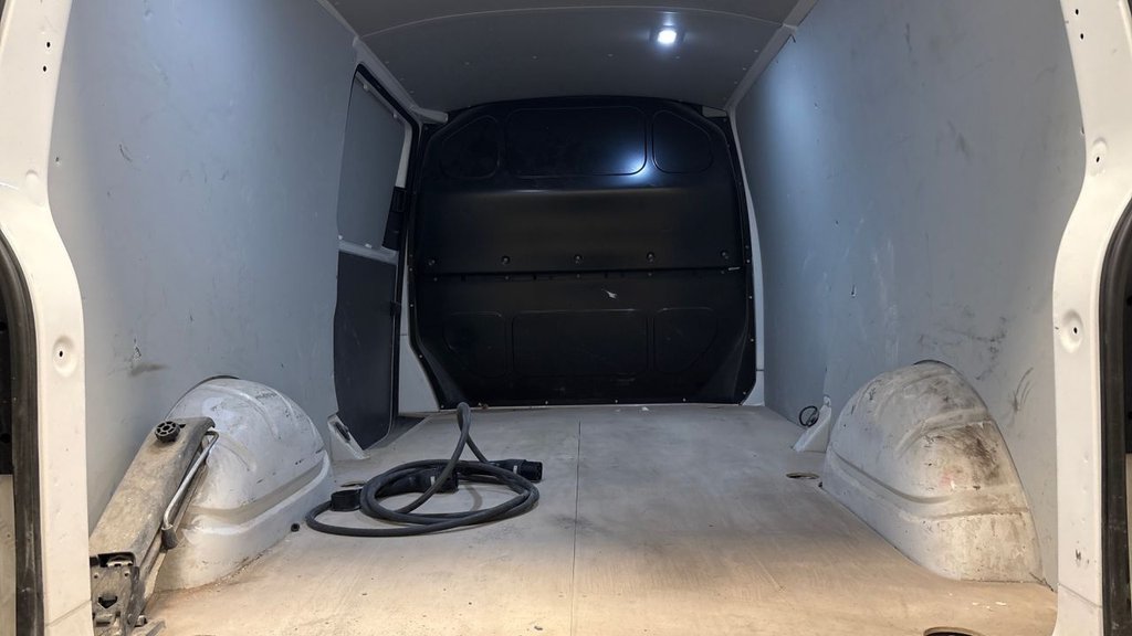 Used Volkswagen Transporter 2021 for sale - 77272561: Photo 6