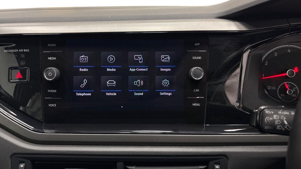 Used Volkswagen Polo 2019 for sale - 77272581: Photo 6