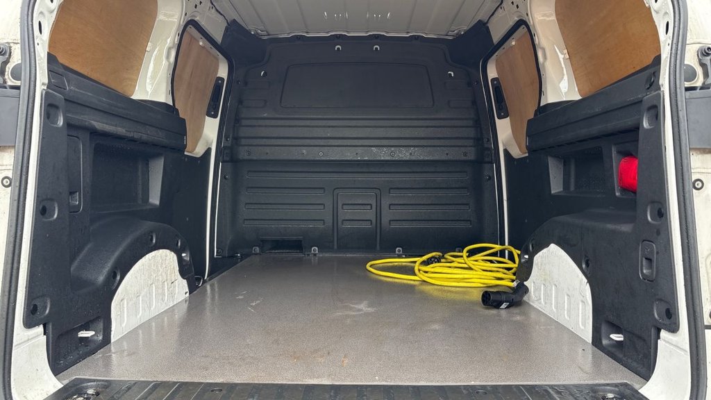 Used Volkswagen ID.Buzz 2023 for sale - 77272572: Photo 4