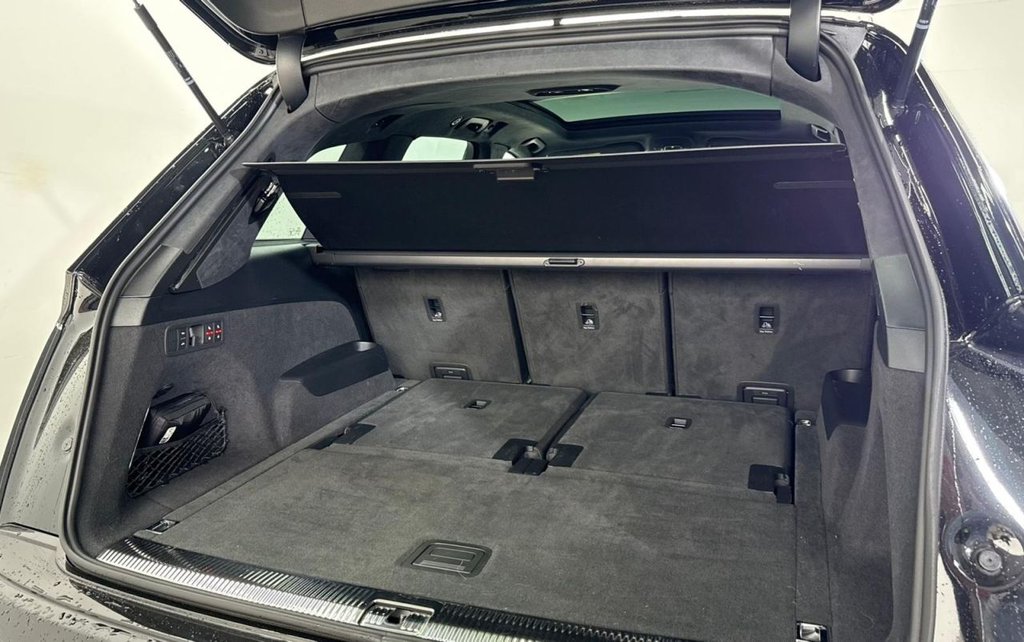 Used Audi Q7 2023 for sale - 77272566: Photo 15
