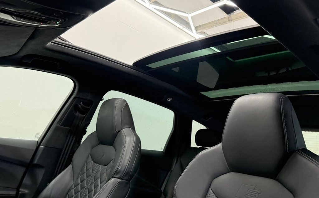 Used Audi Q7 2023 for sale - 77272566: Photo 30