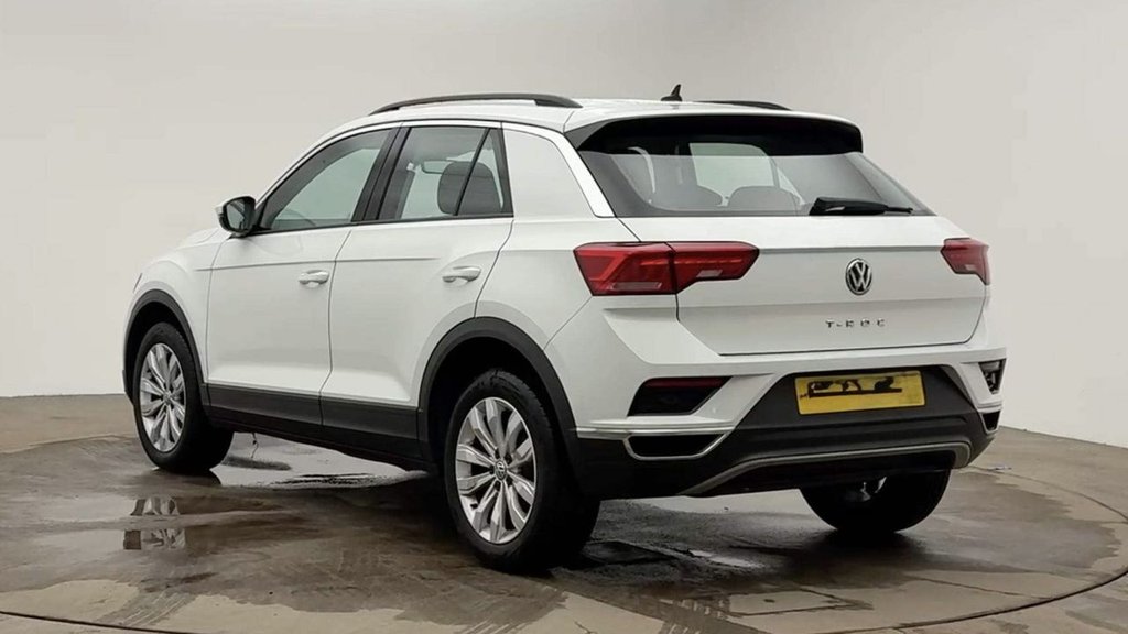 Used Volkswagen T-Roc 2020 for sale - 77920483: Photo 2