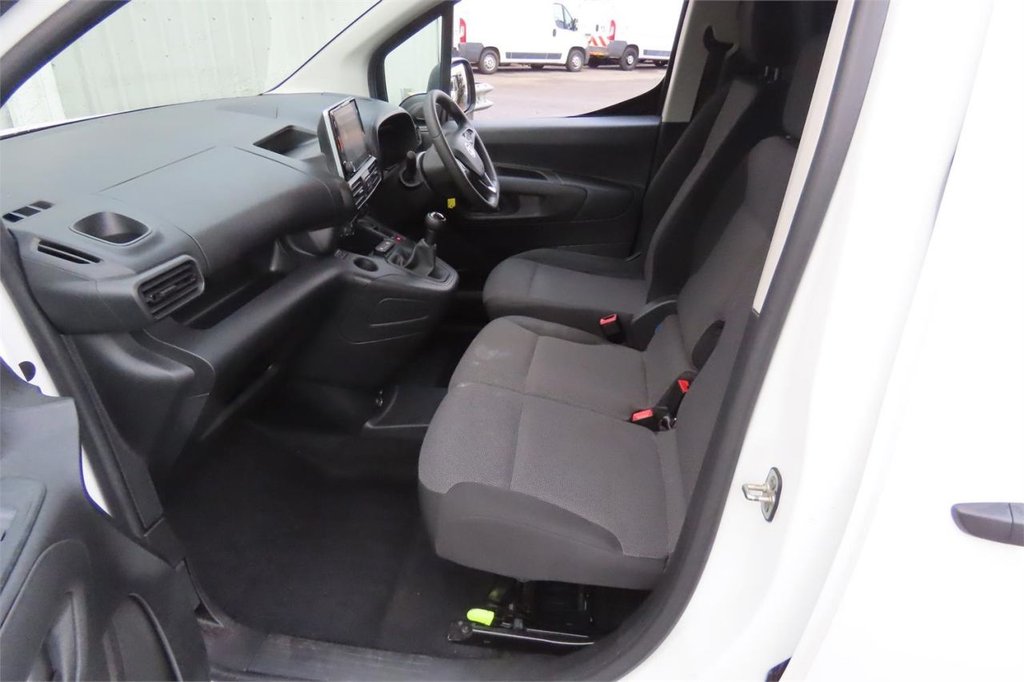 Used Vauxhall Combo 2021 for sale - 77272558: Photo 3