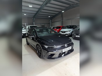 Used Volkswagen Golf 2025 for sale - 79111095: Photo