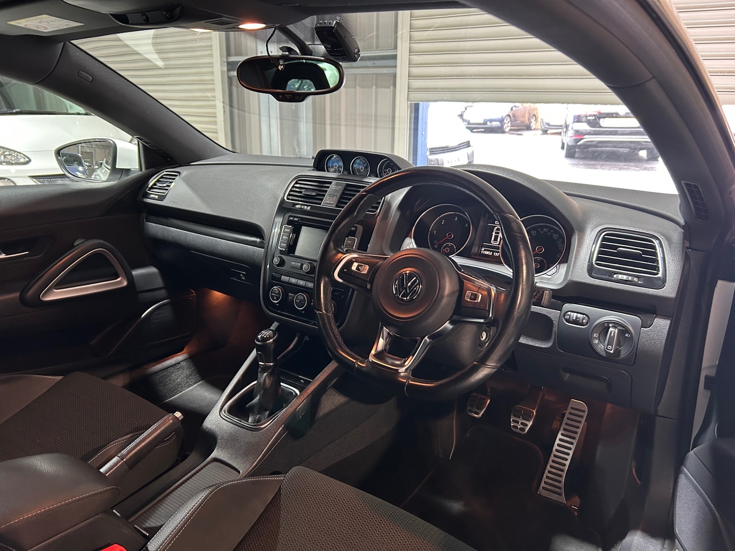 Used Volkswagen Scirocco 2014 for sale - 77846383: Photo 10