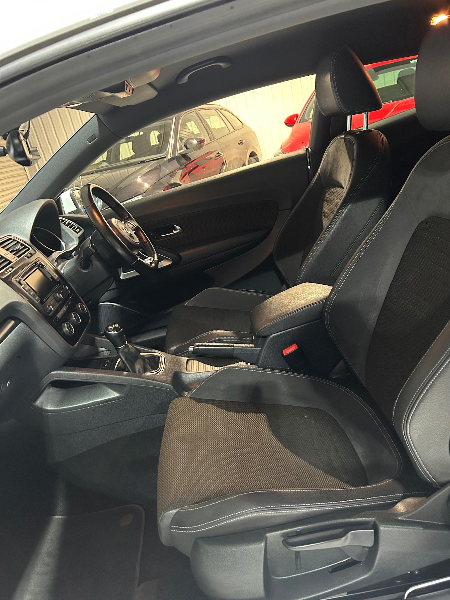 Used Volkswagen Scirocco 2014 for sale - 77846383: Photo 11