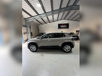 Used Jeep Avenger 2024 for sale - 79137310: Photo