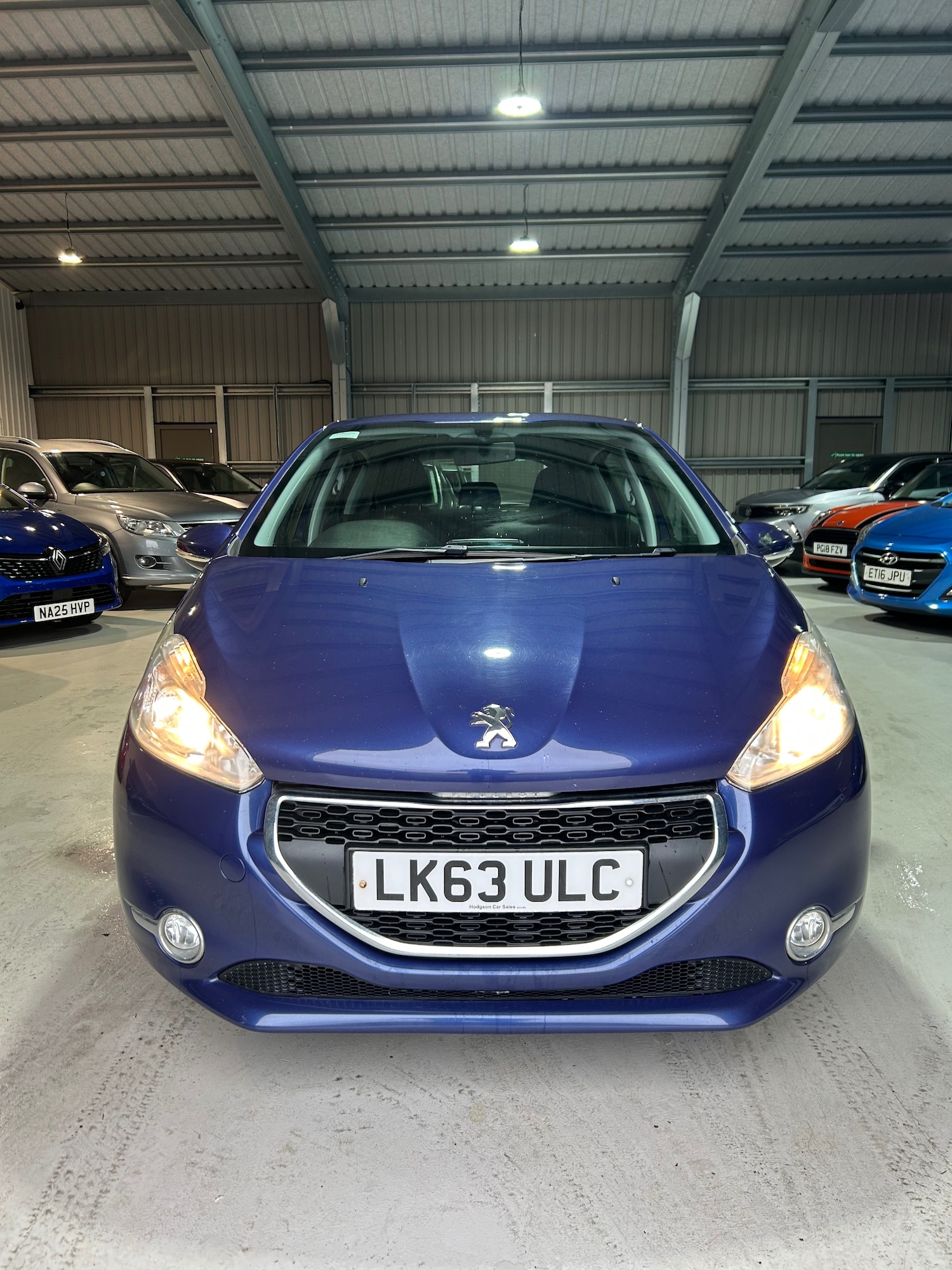 Used Peugeot 208 2013 for sale - 77802890: Photo 8