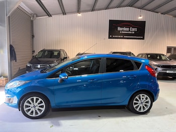 Used Ford Fiesta 2015 for sale - 78904390: Photo