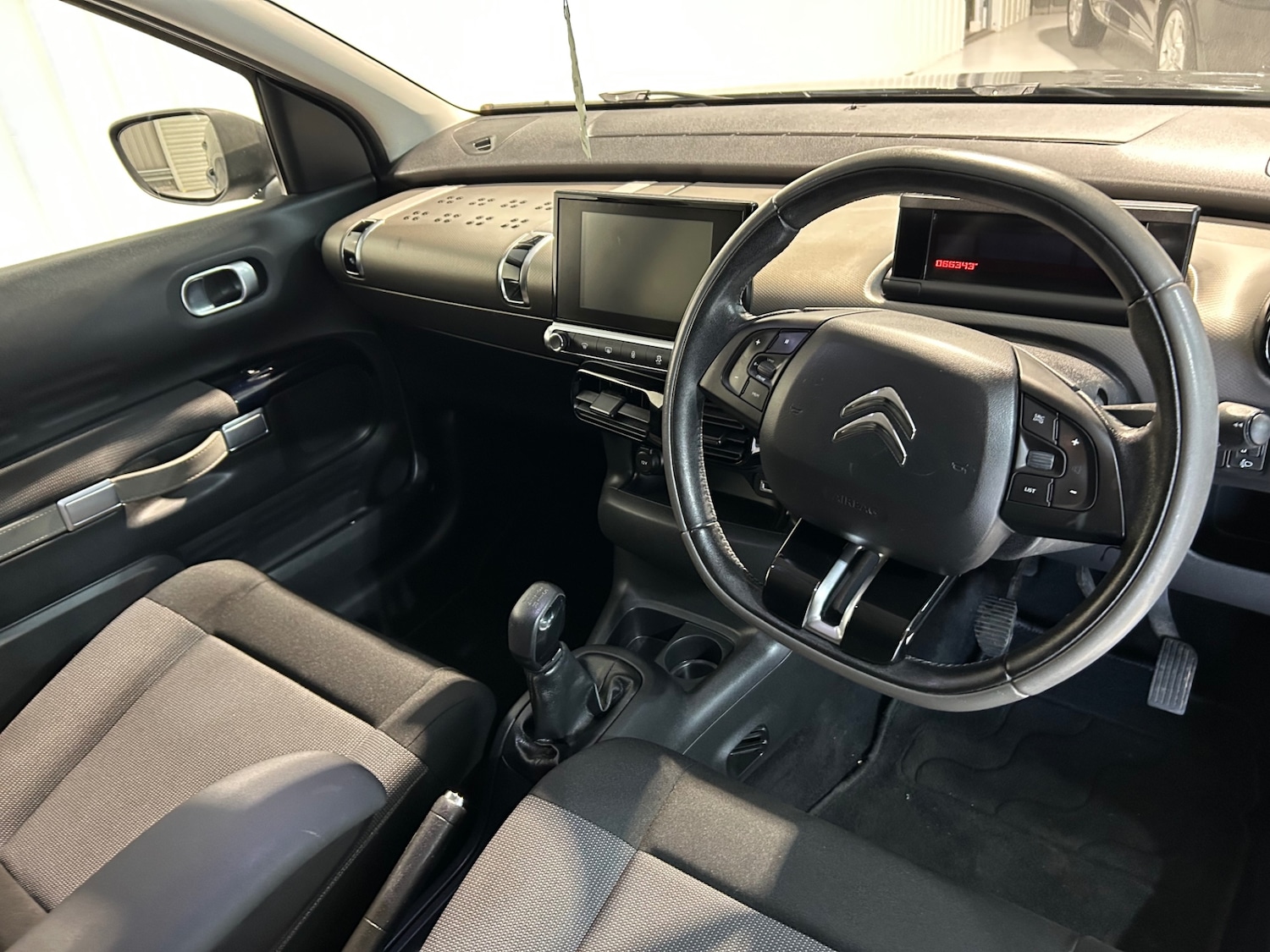 Used Citroen C4 Cactus 2015 for sale - 76948267: Photo 9