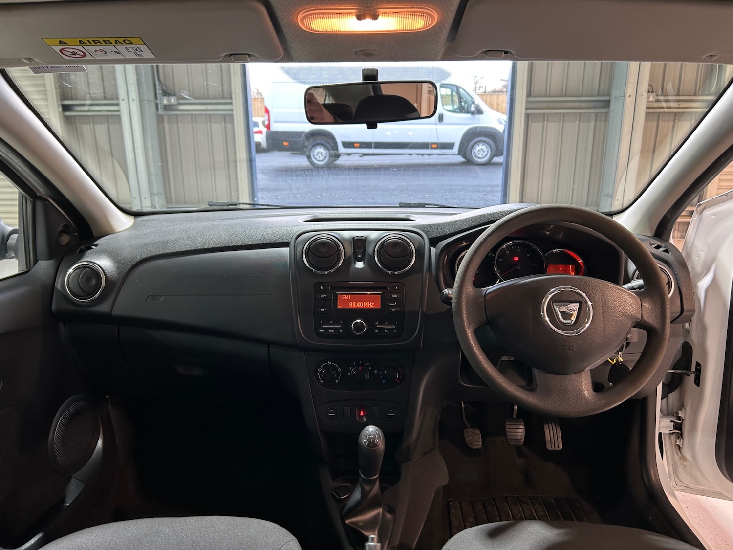 Used Dacia Sandero 2015 for sale - 77260906: Photo 11