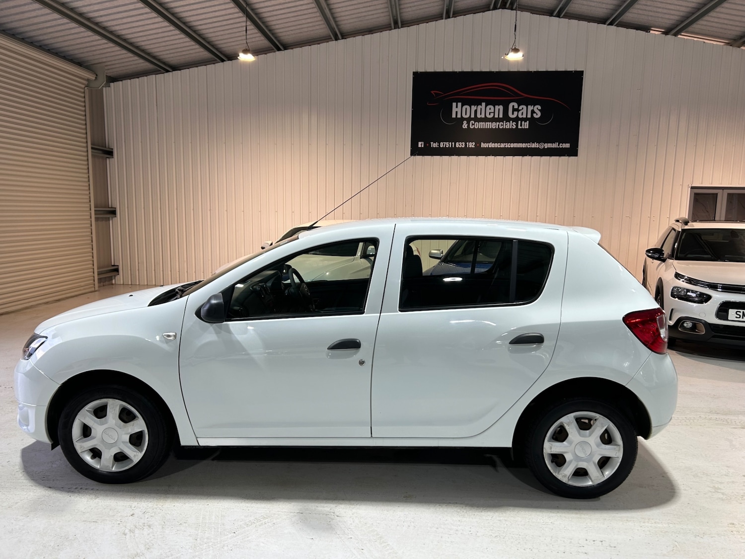 Used Dacia Sandero 2015 for sale - 77260906: Photo 2