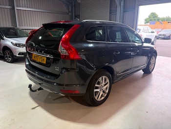 Used Volvo XC60 2017 for sale - 79383349: Photo