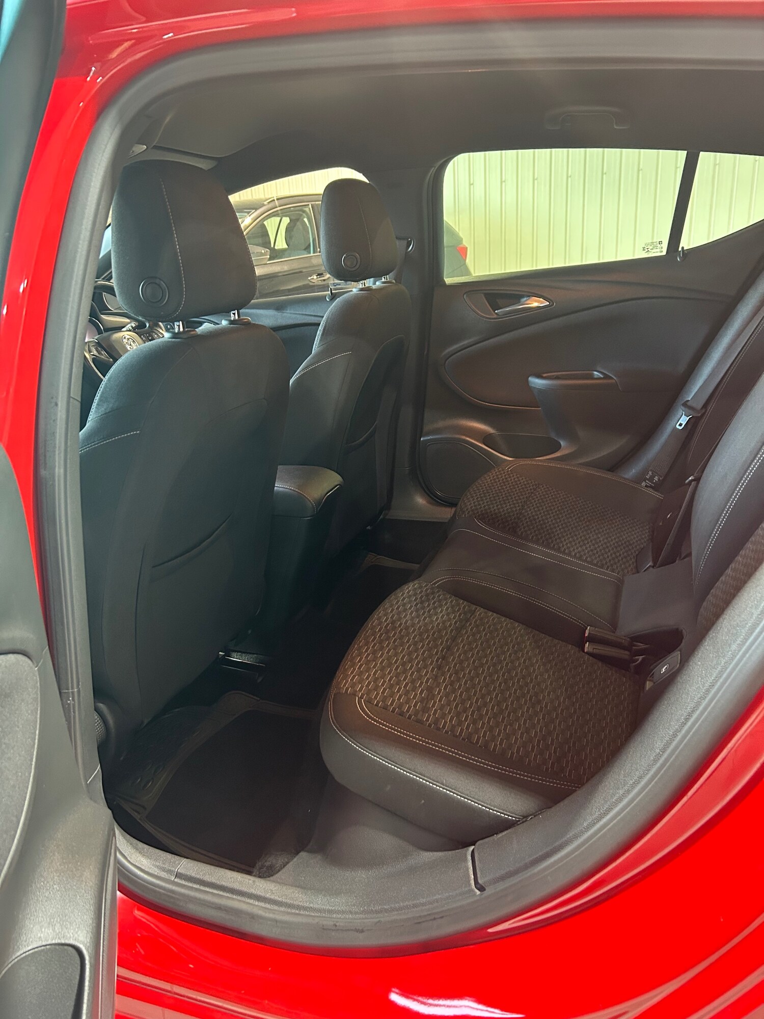 Used Vauxhall Astra 2017 for sale - 77750393: Photo 12