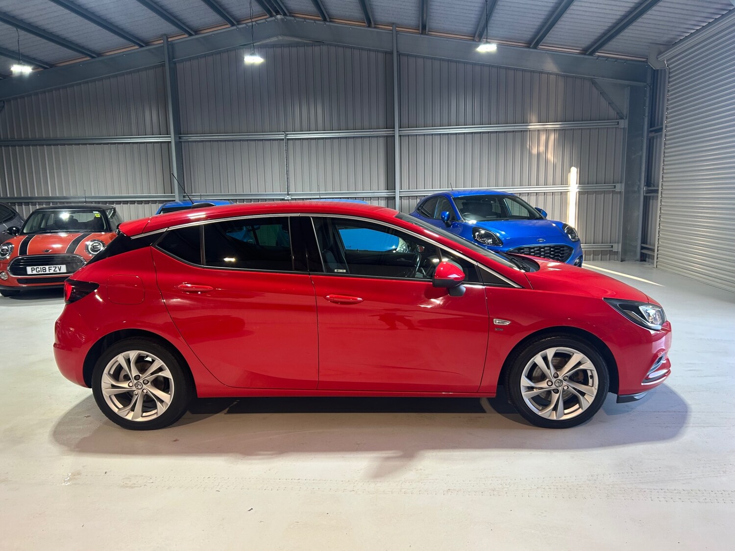 Used Vauxhall Astra 2017 for sale - 77750393: Photo 6
