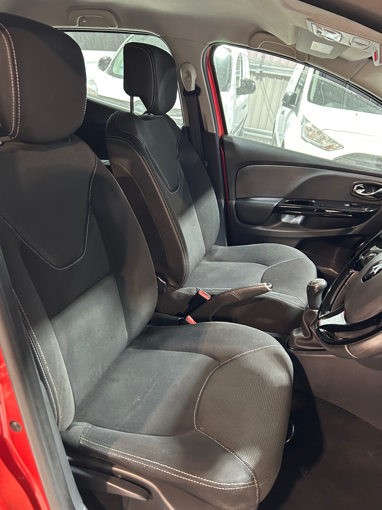 Used Renault Clio 2013 for sale - 77275143: Photo 10