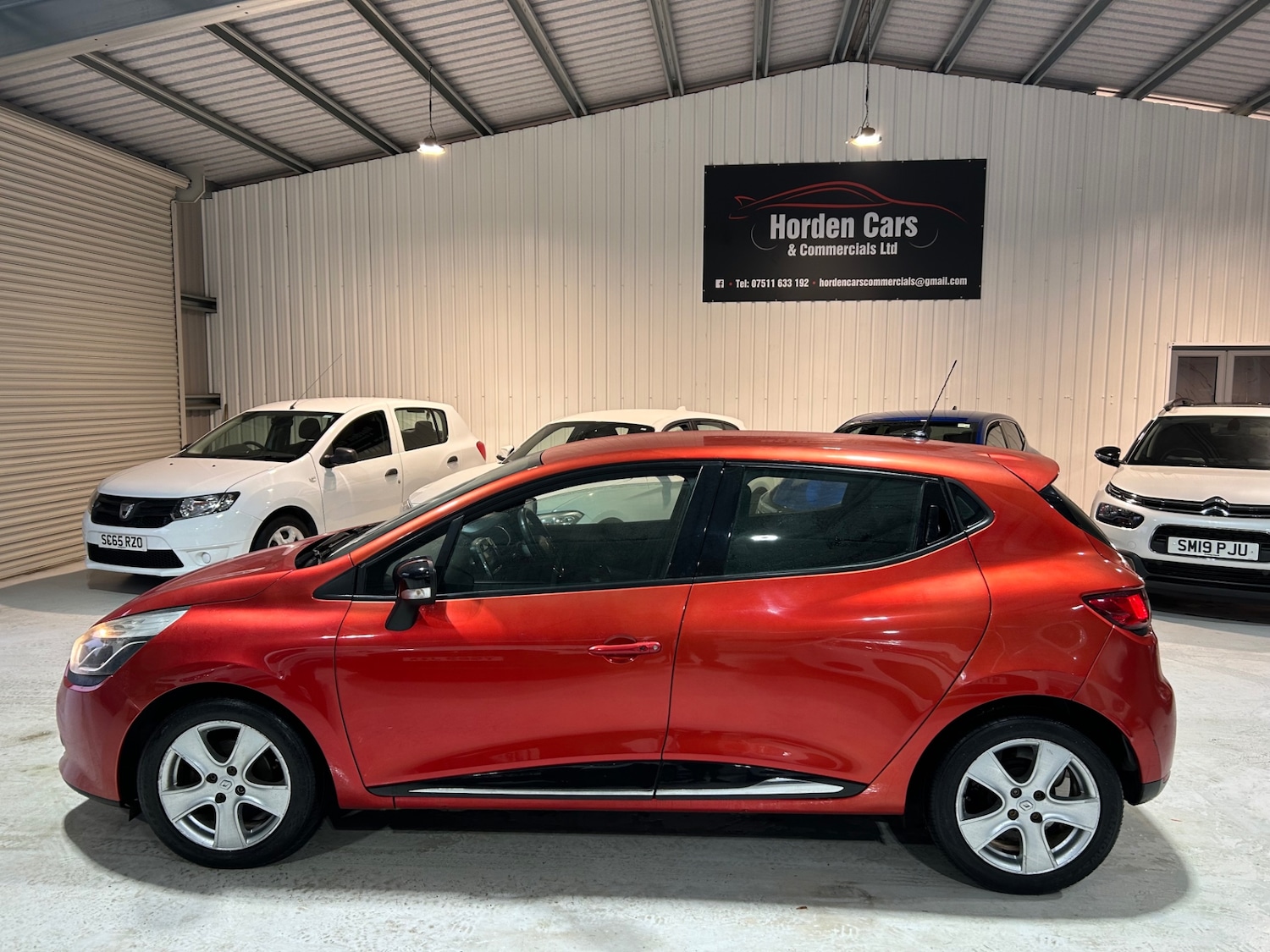 Used Renault Clio 2013 for sale - 77275143: Photo 2