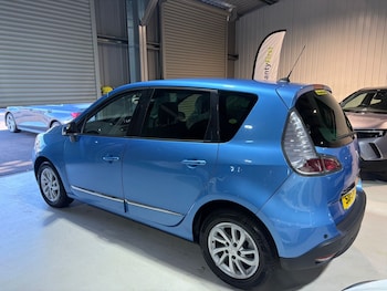 Used Renault Scenic 2015 for sale - 78446162: Photo