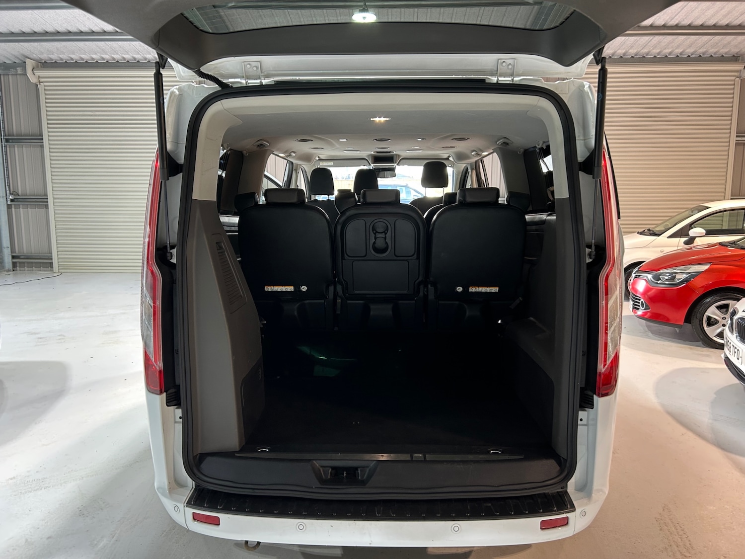 Used Ford Tourneo Custom 2020 for sale - 77227679: Photo 13